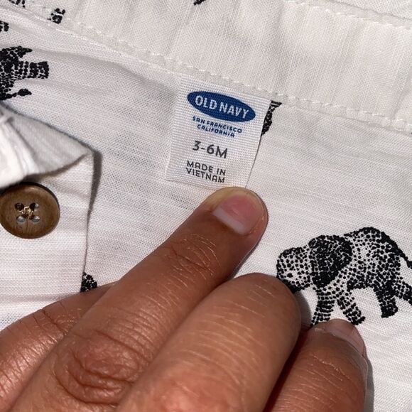 Baby Elephant 🐘 One Piece - Picture 2 of 2